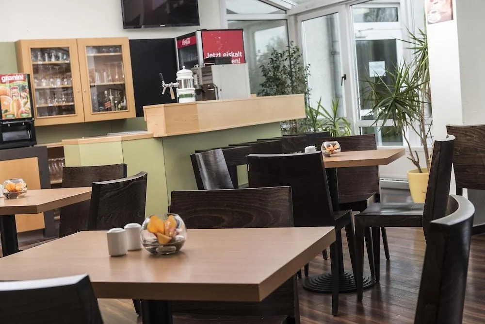 Ibis Leipzig Nord-Ost Hotel