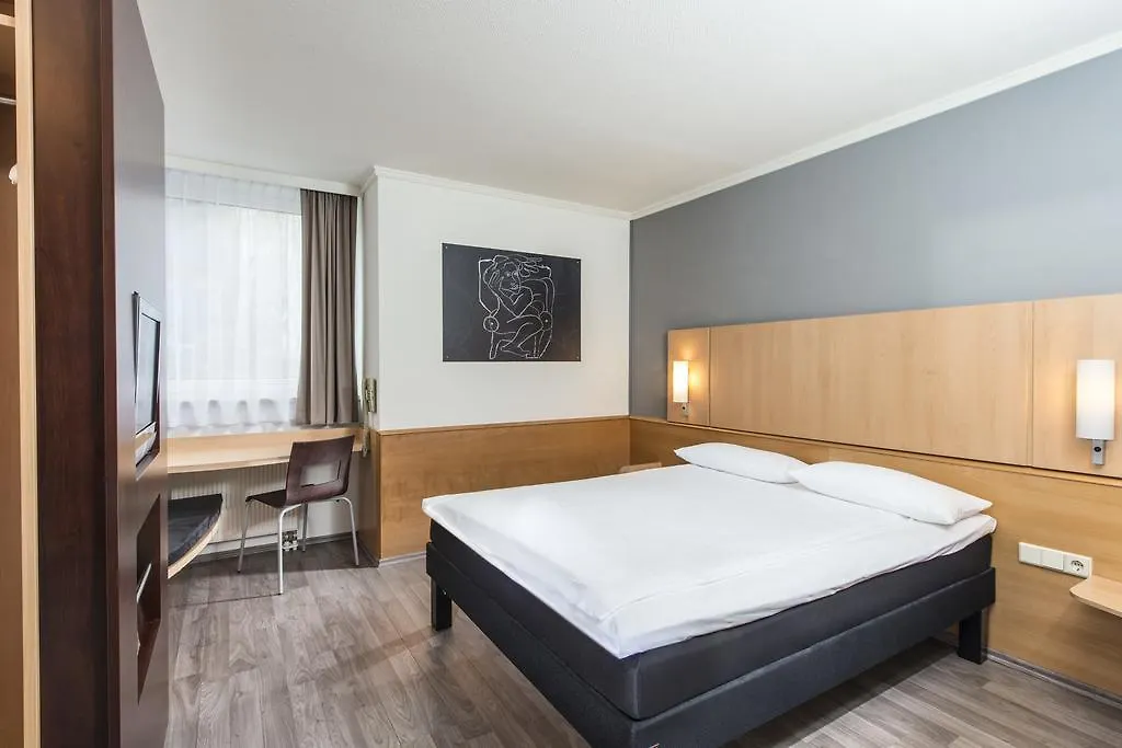 Ibis Leipzig Nord-Ost Hotel