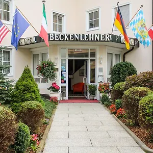 Boutique Beckenlehner 3* Unterhaching
